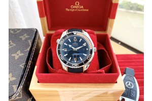 OMEGA  Seamaster Series  Automatic Mechanical Movement