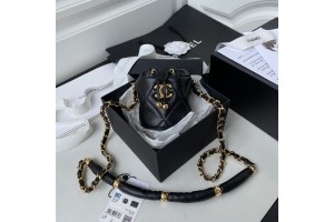 Chanel Drawstring Bag Lambskin & Gold Metal - Black