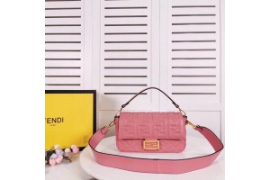 Fendi Baguette Embroidered Canvas Bag - Logo Fendi - All Pink 