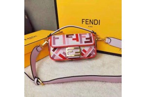 Fendi Baguette Embroidered Canvas  Small Bag - Pink 