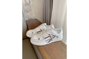 Valentino Low-Top Calfskin VL7N Sneaker - White Black VLTCS-007