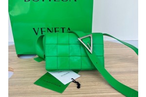 Bottega Veneta cassette mini small shoulder bag - Dark Green 717587-1