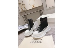 Alexander McQueen Tread Sole Zip Boot in White Black MC-TR14