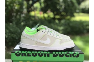 Nike Dunk Low University of Oregon PE (2023)