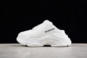 Balenciaga Triple S Mule in White (2023) BGTPML-001