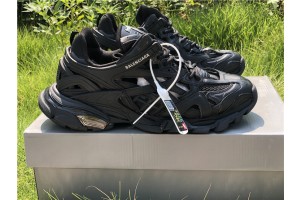 Balenciaga Track.2 Sneaker All Black 
