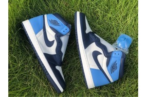 Air Jordan 1 Retro High OG Obsidian UNC