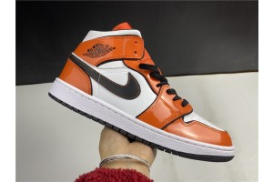 Air Jordan 1 Mid SE Turf Orange