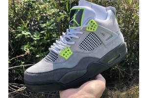 Air Jordan 4 Retro SE 95 Neon