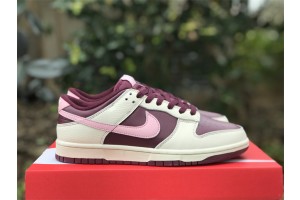 Nike Dunk Low Valentine's Day 