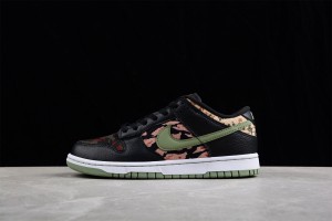 Nike Dunk Low Crazy Camo 