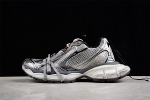 Balenciaga’s 3XL Sneaker in grey silver mesh and polyurethane B3XL-011