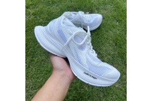 Balenciaga Circuit Sneaker in white polyester, nylon, TPU and polyurethane