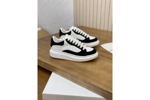 Alexander McQueen Oversized Sneaker Black White MCQ-OS-0043