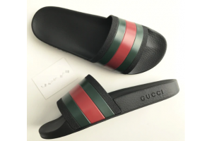 Gucci Pursuit Pool Slides Black GUCS063