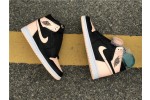 Air Jordan 1 Retro High Black Crimson Tint