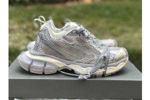 Balenciaga’s 3XL Sneaker in light beige mesh and polyurethane 