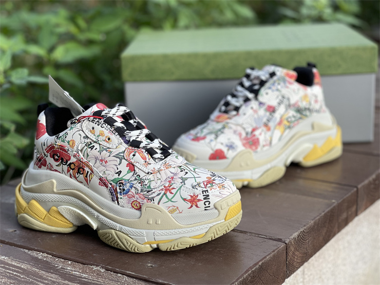 WMNS) Gucci x Balenciaga Triple S 'The Hacker Project' 677192-ULZ10-9 -  KICKS CREW